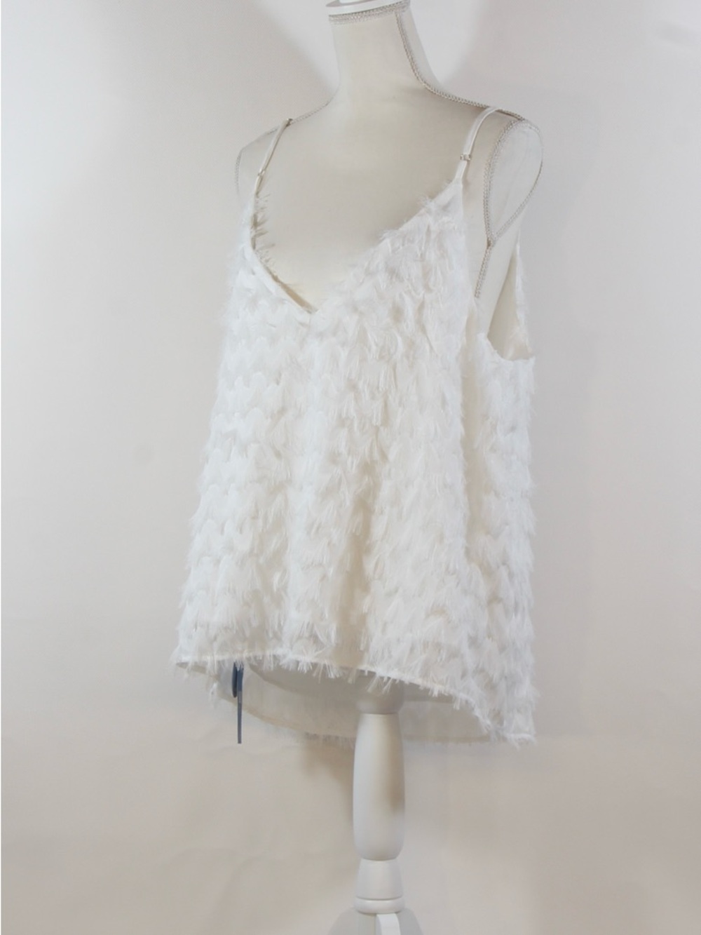 Cupshe White Tis' The SZN Fringe V-Neck Cami Feather-Texture Camisole NWT